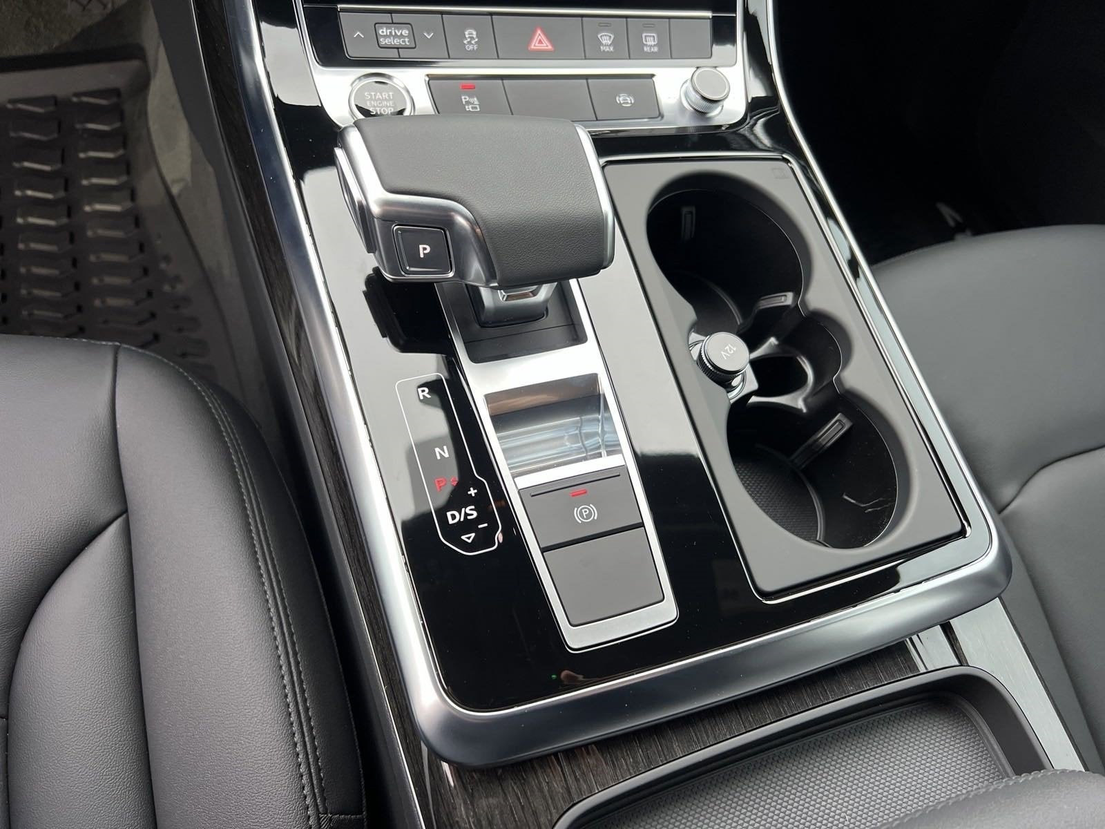 2024 Audi Q7 Premium